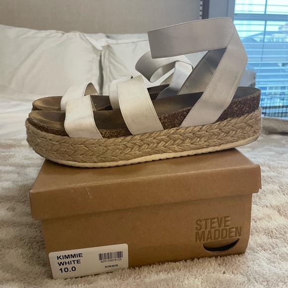 Steve Madden white kimmie sandals - Picture 3 of 6